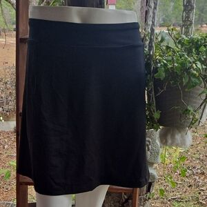 Lady Hagen Black Skort Size Large